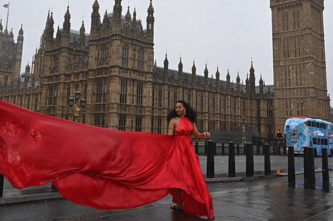 Private Photography of Flying Dress Africa - Big Ben gives your photos an instant London setting
