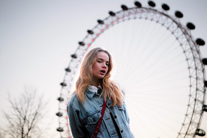 Private Photoshoot Outside The London Eye - A private booking for solo visitors, couples, and families