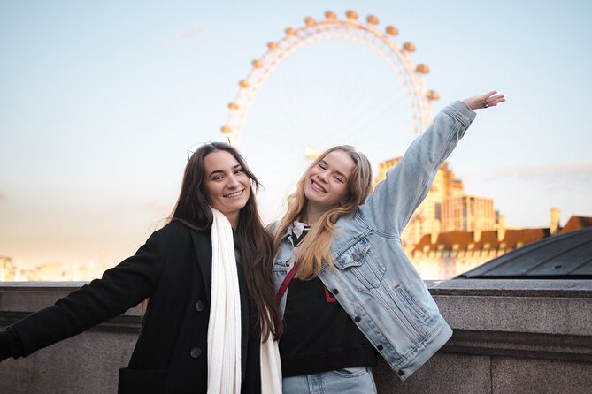 Private Photoshoot Outside The London Eye - Getting ready for a smooth 15-minute appointment