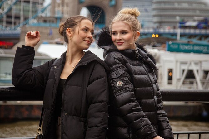 Private Professional Photoshoot Outside Tower Bridge in London - Price and value for different group sizes