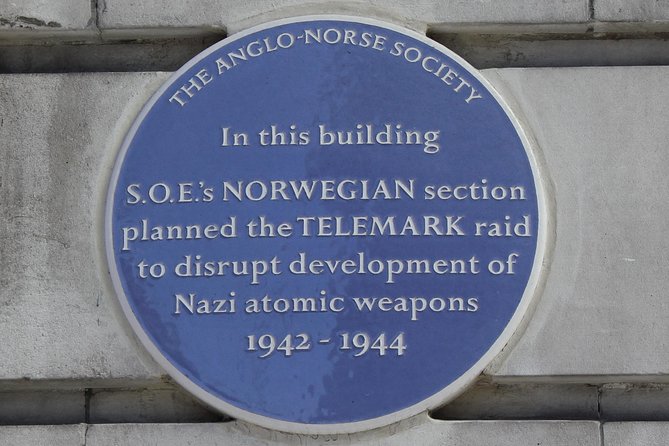 Private Spy Walking Tour of London - Edith Cavell’s memorial and a story that changed shape