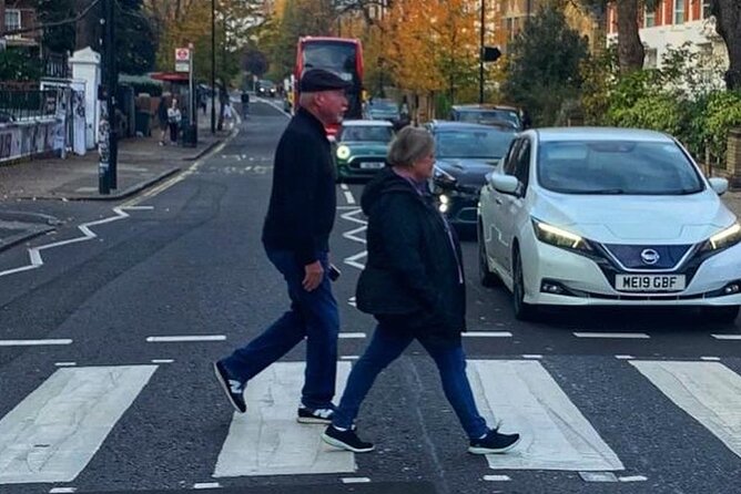 Private The Beatles Taxi Tour in London - Abbey Road Studios: a major name with limited access