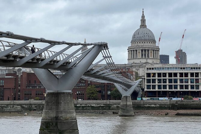 Private Tour: Best of London in a day! in Spanish. - Finishing near the Bank of England