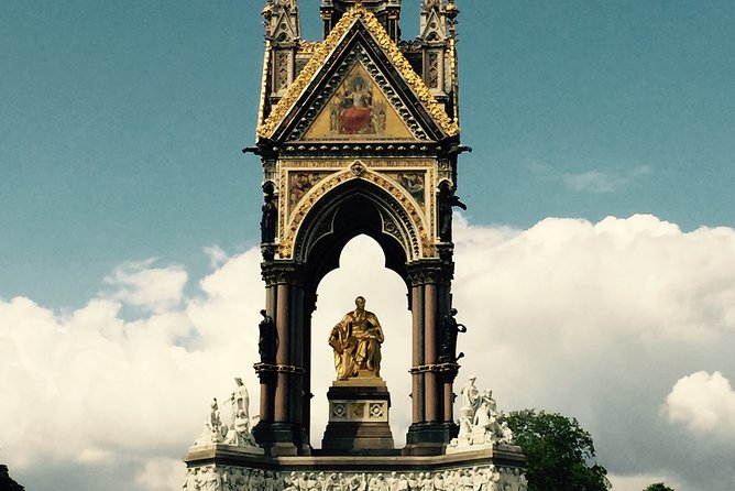 Private Tour: Downton Abbey London Locations by Taxi - Westminster, Belgravia, and the contrast with poverty