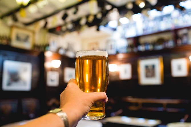 Private Tour of London's Historic Pubs - What you learn about British pub culture