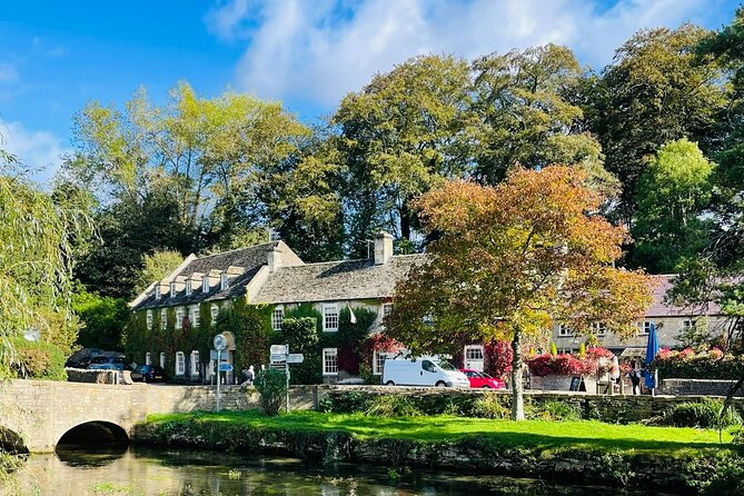 Private tour of the stunning Cotswolds with an expert local guide - Bourton-on-the-Water beside the River Windrush