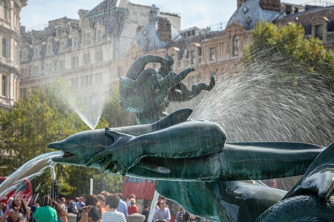 Private Tour: Photography Walking Tour from Trafalgar Square to Covent Garden - Trafalgar Square: start with space, stone, and light