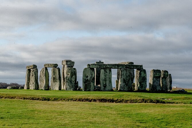 Private Tour to Stonehenge and Bath from London - Should you book this Bath and Stonehenge tour?