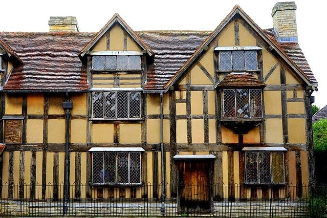 Private Tour to Stratford-Upon-Avon and The Cotswolds - What the guide adds to a long day