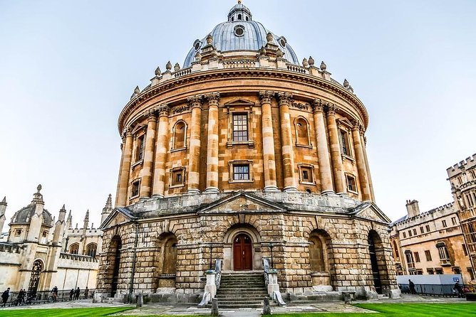Private Tour to Stratford-Upon-Avon and The Cotswolds - Who should book this tour?
