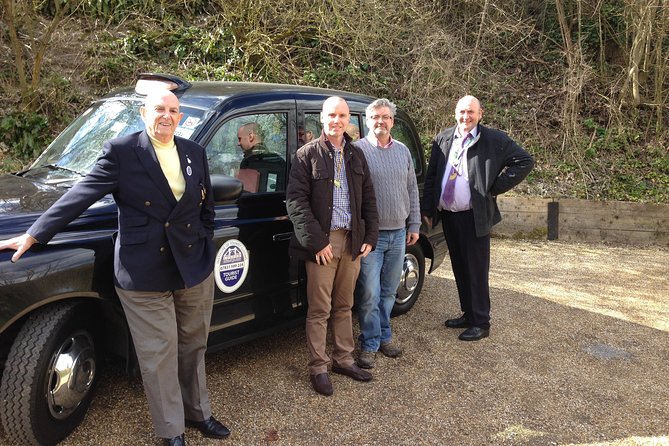 Private Tour: Traditional Black Cab Tour of London's Hidden Treasures - Trafalgar Square and London’s curious connections