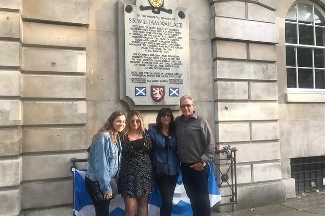 Private Tour: Traditional Black Cab Tour of London's Hidden Treasures - What the black cab adds to the day