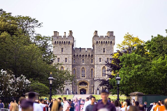 Private Tour: Windsor Castle Day Trip from London - Windsor Castle with a private guide