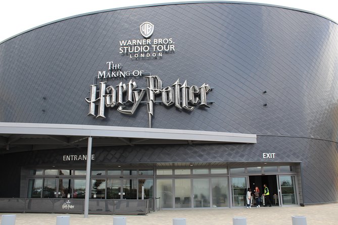 Private Transfer: Central London to Harry Potter Warner Bros Studio in Leavesden - Is $198.82 Good Value for Four People?