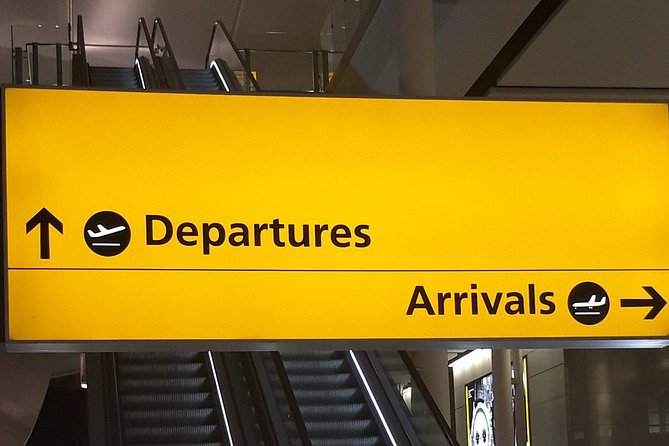 Private Transfer: Heathrow Airport to Gatwick Airport Arrival or Departure Transfer - Flight monitoring and delays