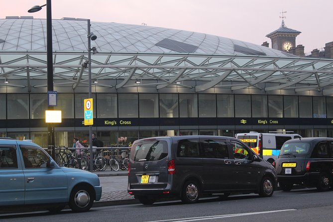 Private Transfer: Heathrow Airport to London Kings Cross or St Pancras Stations - Vehicle choices, luggage, and child seats