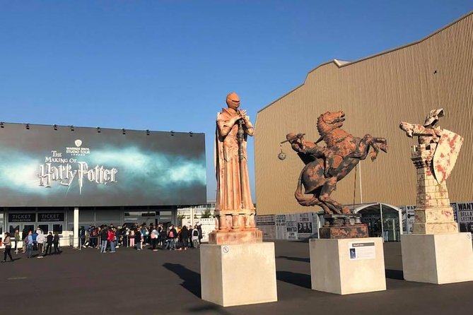 Private Transfers between London & Harry Potter Warner Studio - The approximately one-hour ride to the studio