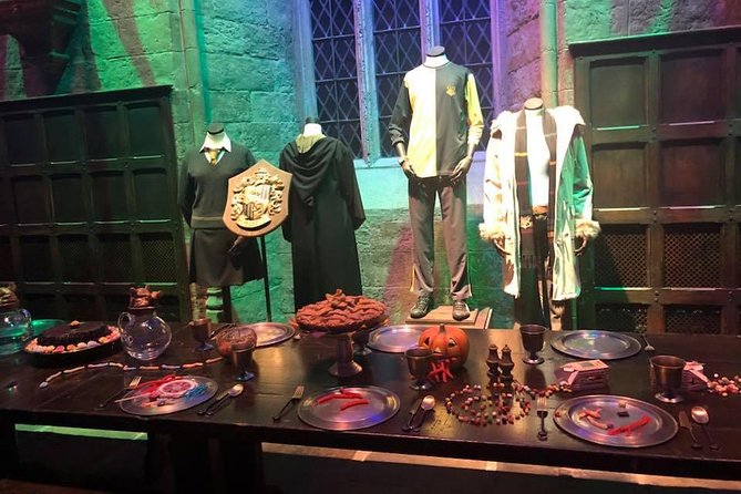 Private Transfers between London & Harry Potter Warner Studio - Starting at your London address in Zones 1 and 2