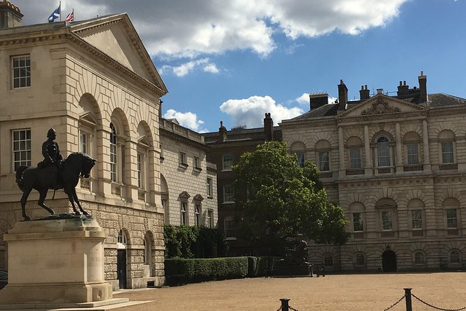 Private Walking Tour of Royal London with Changing of the Guard - What the private format is really worth
