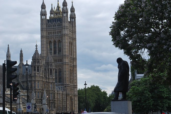Private Westminster, Whitehall, and Windsor Castle Tour by Train - Walking, timing, and group comfort