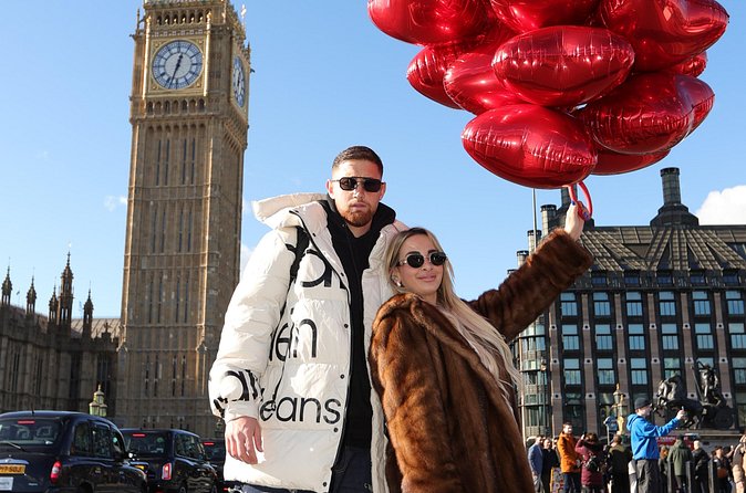 Professional Digital Photo with Red Heart Balloons Central London - What the reviews tell me about the service
