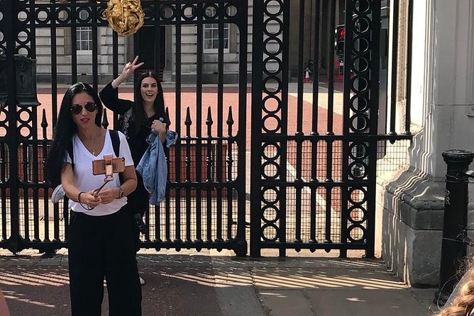 Public BucketRace - Scavenger Hunts with a Twist - Why this London scavenger hunt feels different