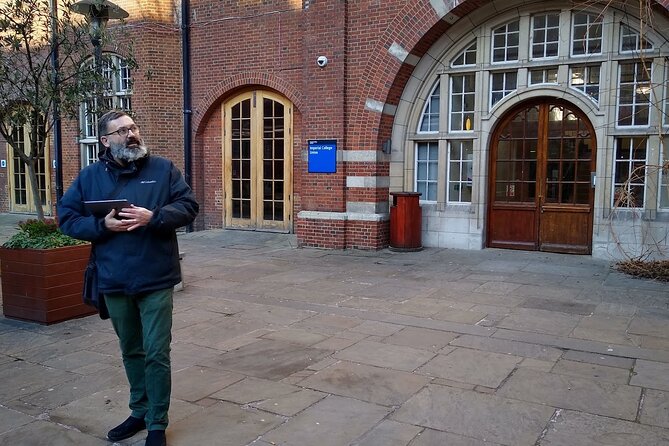 Queen Highlights Walking Tour of London - Garden Lodge, Freddie Mercury’s London home