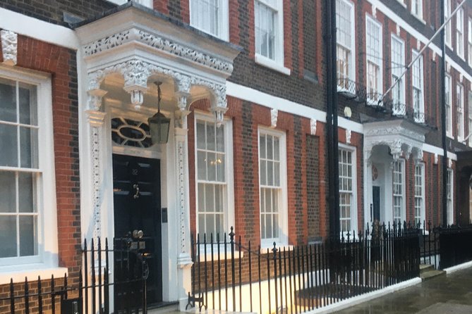 Rich people behaving badly - London’s bad behavior begins at the Royal Academy