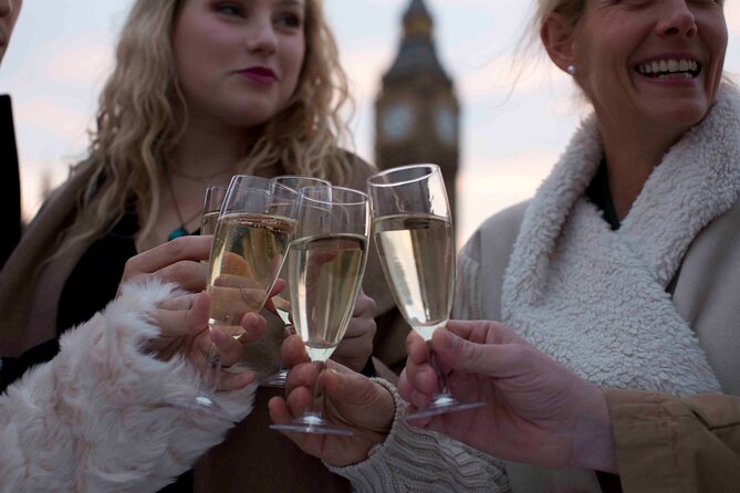 River Thames Evening Cruise with Sparkling wine and Canapés - How to get the best views and photographs