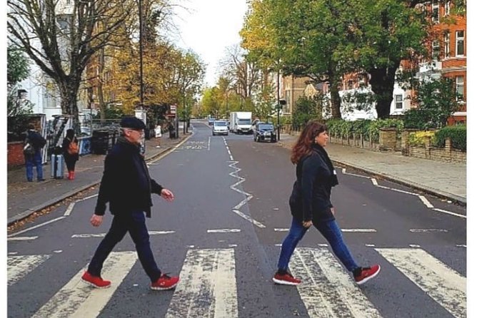 Rock Cab Tours presents Music Legends Private Taxi Tour of London - Chelsea and the Rolling Stones’ first apartment