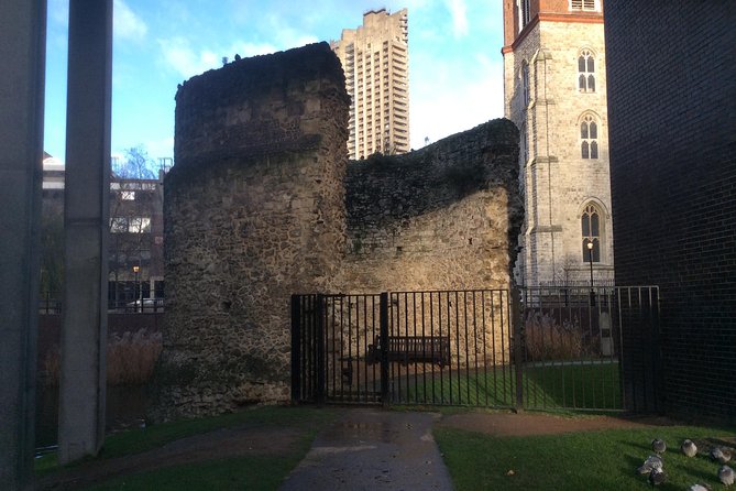 Roman London Private Walking Tour - Ending beneath the city at London Mithraeum