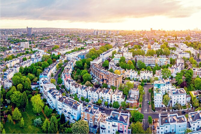 Romantic Notting Hill: Self-Guided Love Story Puzzle Walk - Sarm Music Village and the blue door