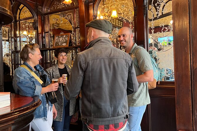 Royal Historic Pubs Walking Guided Tour in London - Who will enjoy this London pub walk?