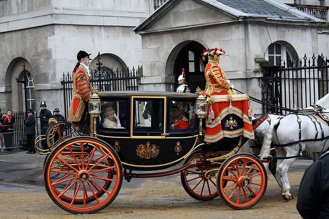 Royal London And Changing of Guard - Very Small Group Tour - Horse Guards Parade and Tudor London