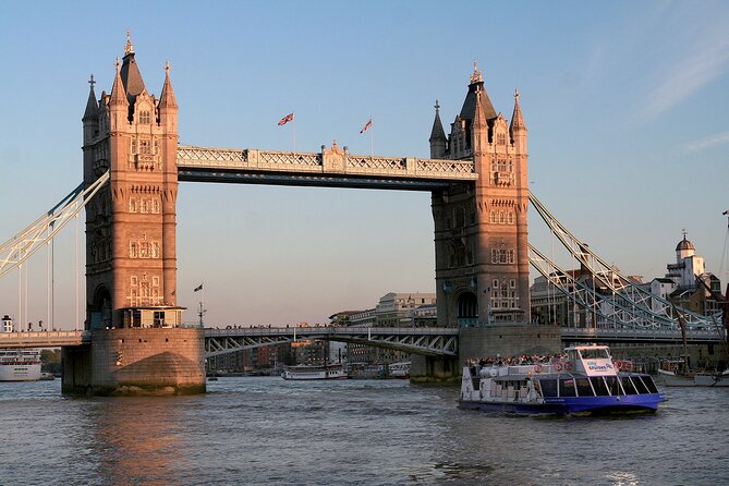 Royal London Guided Sightseeing Tour and Thames River Cruise - Seeing London from the Thames