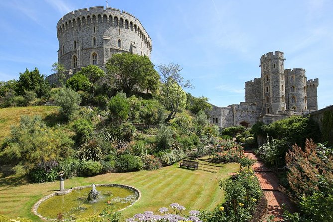 Royal Windsor Castle Private Tour with pass - Three hours inside the royal castle