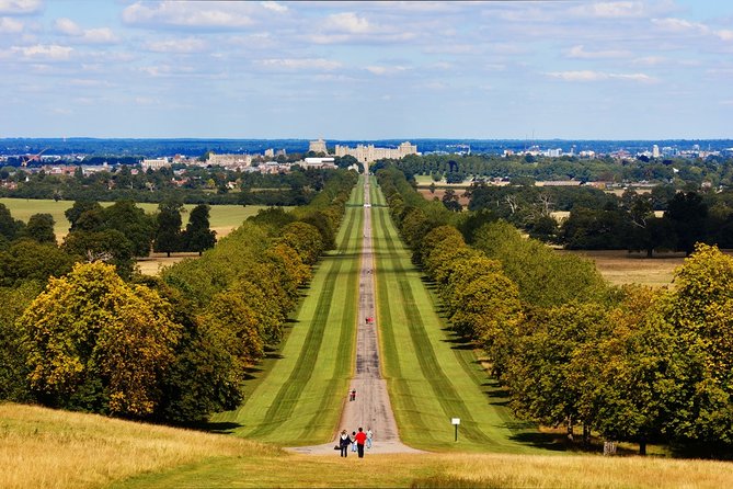 Royal Windsor Castle Private Tour with pass - The changing of the guard and free time