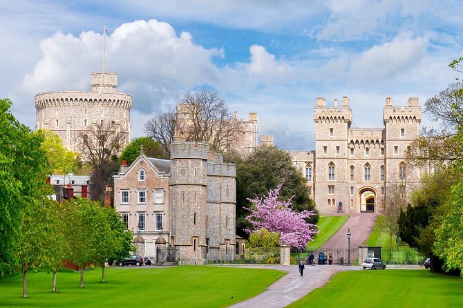 Royal Windsor & Stonehenge Private Tour - What to bring and how to plan the day