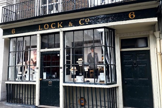 Secret London Private Taxi Tour - Timber frames, taverns, and Dickens-era London