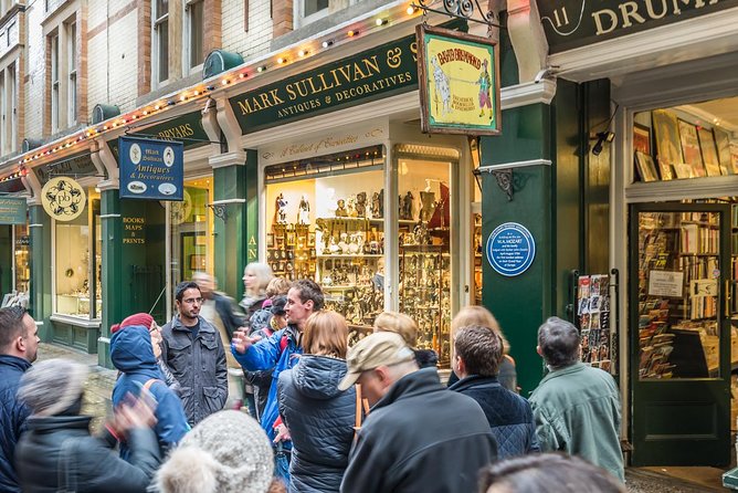 Secret Walking Tour of Central London - Covent Garden beyond the market