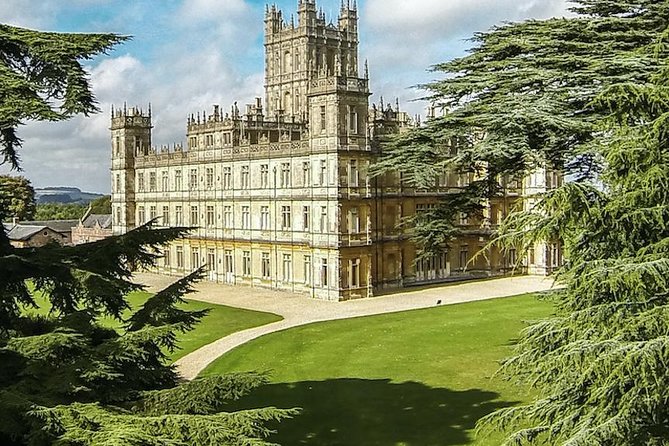 Shared Group Downton Abbey and Highclere Castle Tour from London - Leaving Marble Arch for Oxfordshire