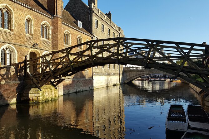 Shared Guided Punting Tour of Cambridge - Why the River Cam is the right place to see Cambridge