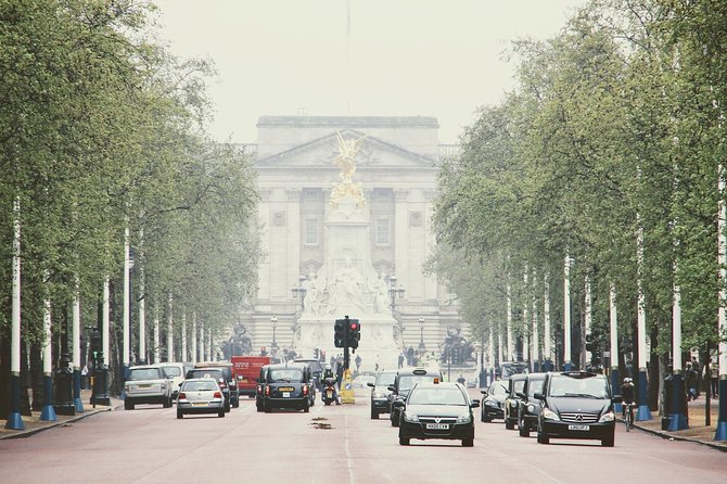Shared Shuttle London Arrival Transfer - Airport to Hotel / Accommodation - What this London arrival transfer really offers