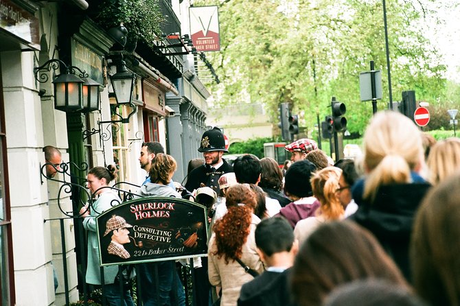 Sherlock Holmes Old London - Very Small Group Walking Tour - St Bartholomew’s Hospital, where Holmes and Watson meet