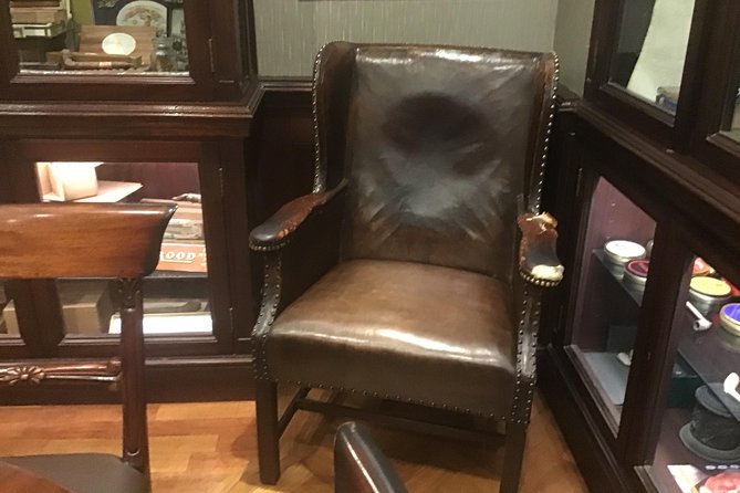 Sir Winston Churchill Private Walking Tour & War Rooms - Entering the Churchill War Rooms