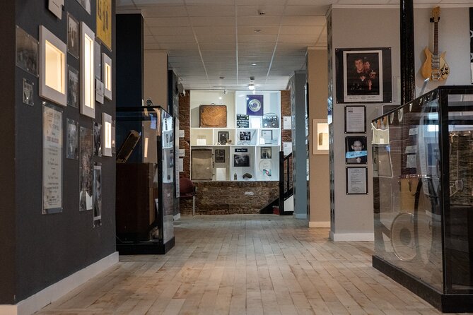 Skip the Line: Liverpool Beatles Museum - The perfect tribute to the Beatles - Mobile tickets and the entrance experience