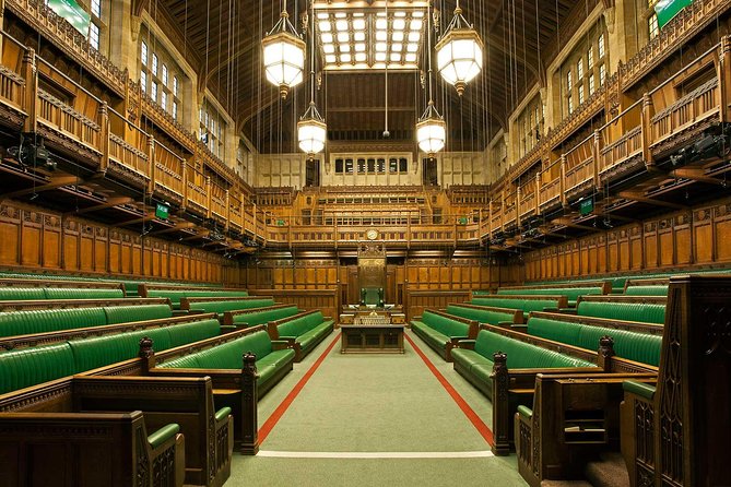 Skip the Line Parliament & Westminster Abbey Fully-Guided Tour - Westminster Hall and the political heart of London