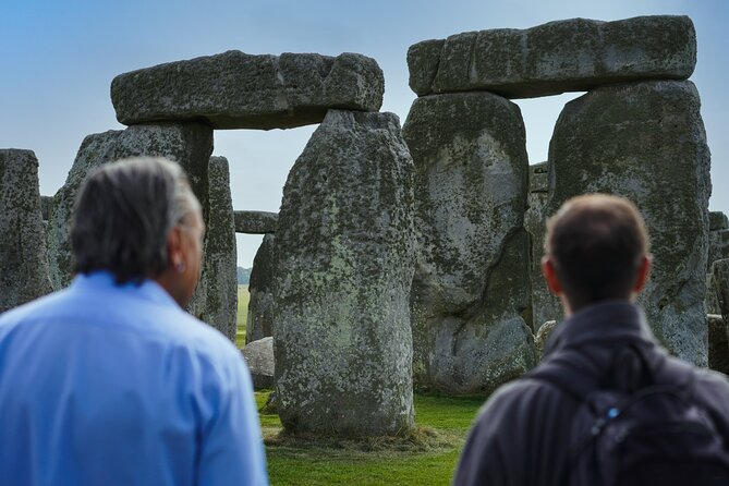 Small-Group Day Trip to Stonehenge, Bath and Windsor from London - Practical details that improve the day