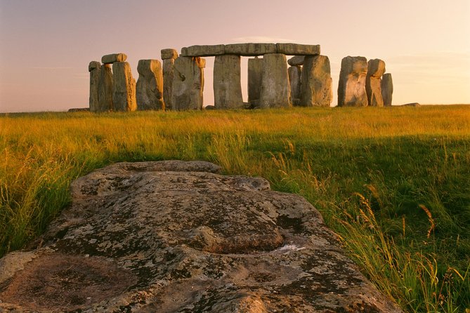 Small-Group to Bath, Lacock, Avebury and Stonehenge from London - Stonehenge: begin with England’s great mystery