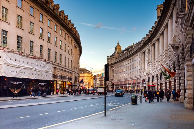 Soho Instagram Self-Guided Walking Tour - Top Photo Spots - Broadwick Street and the pub photo stop